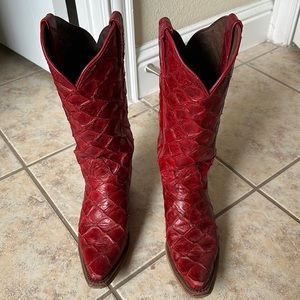 NOCONA WOMEN'S BESSIE FISH PRINT WESTERN BOOTS - SNIP TOE - SIZE 6